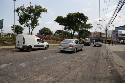 Programa do DER-RJ avança no recapeamento em Alcântara