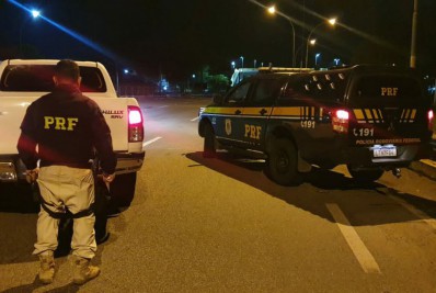 Homem é preso com veículo furtado em Itatiaia