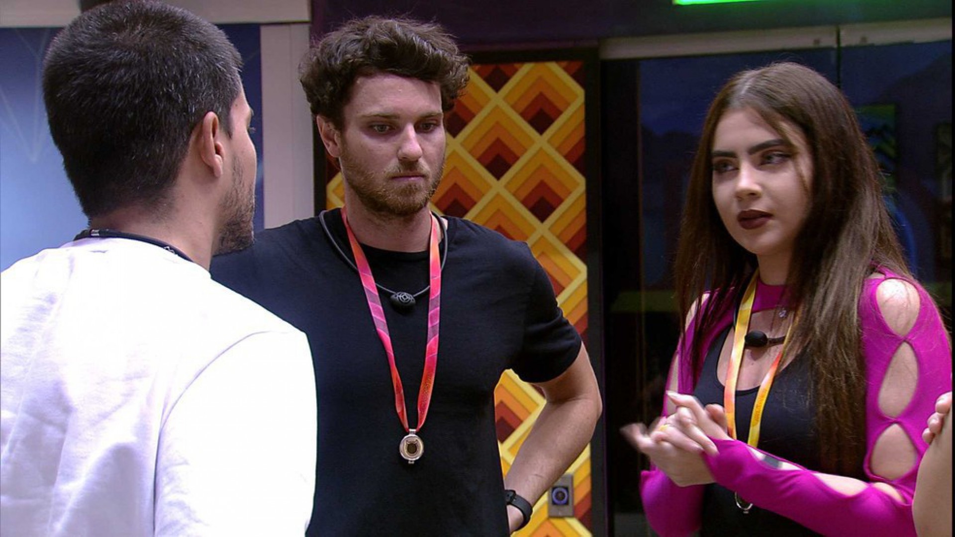 Arthur Aguiar e Jade Picon no 