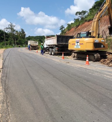 Estrada Latino Melo é uma Importante via que liga a RJ 124 (Via Lagos) ao município de Saquarema.  - Divulgação