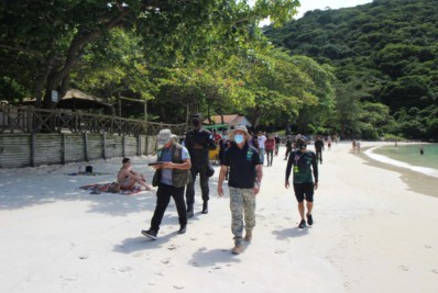 Procon de Arraial do Cabo realiza operação conjunta na Praia do Forno