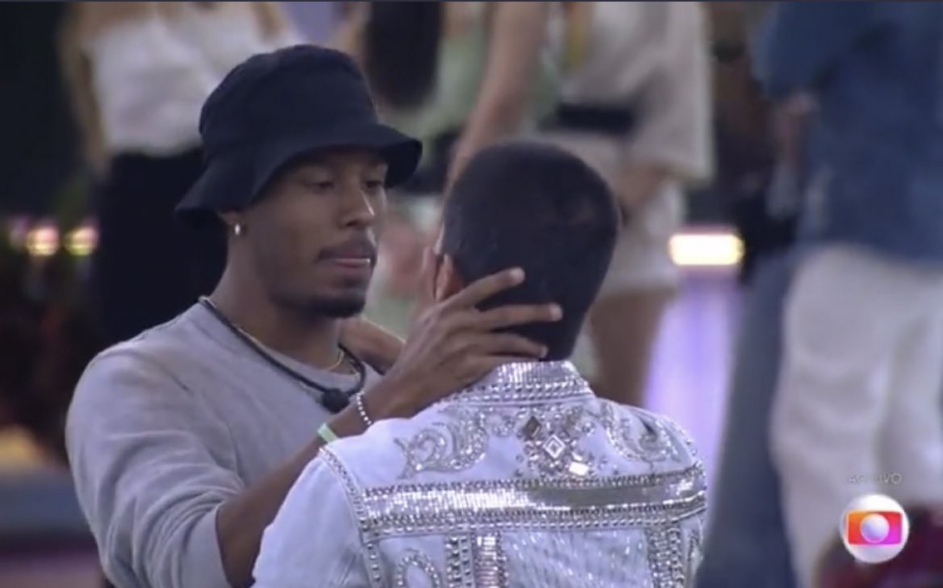 Paulo André parabeniza Arthur por ter continuado no jogo - Reprodução