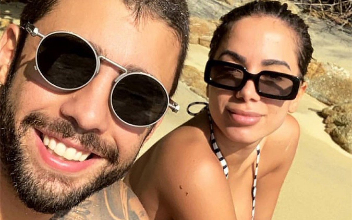 Anitta e Pedro Scooby na época em que namoravam - Reprodução Internet