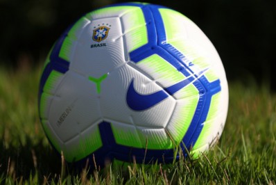 Caxias assina convênio com Instituto Futebol de Rua