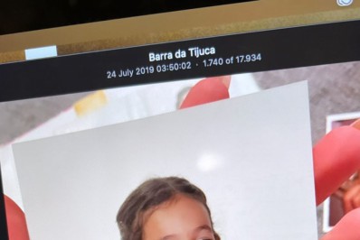 Bruna Marquezine publica fotos encantadoras de quando era criança