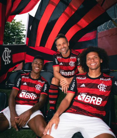 cash Set up the table Assortment Veja imagens do novo uniforme do Flamengo que estreia na Supercopa do  Brasil | Coluna do Venê | O Dia