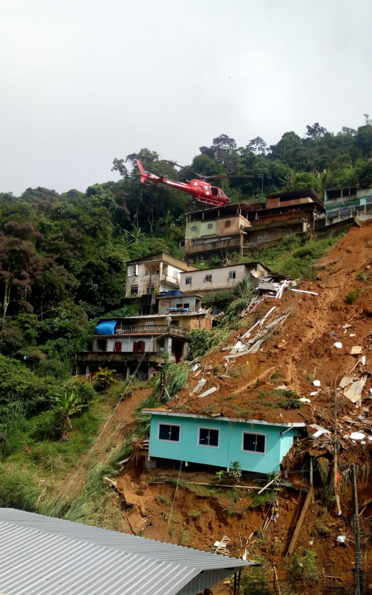 Casa dos pais de Alexandre Pereira de Jesus est&aacute; prestes a desabar