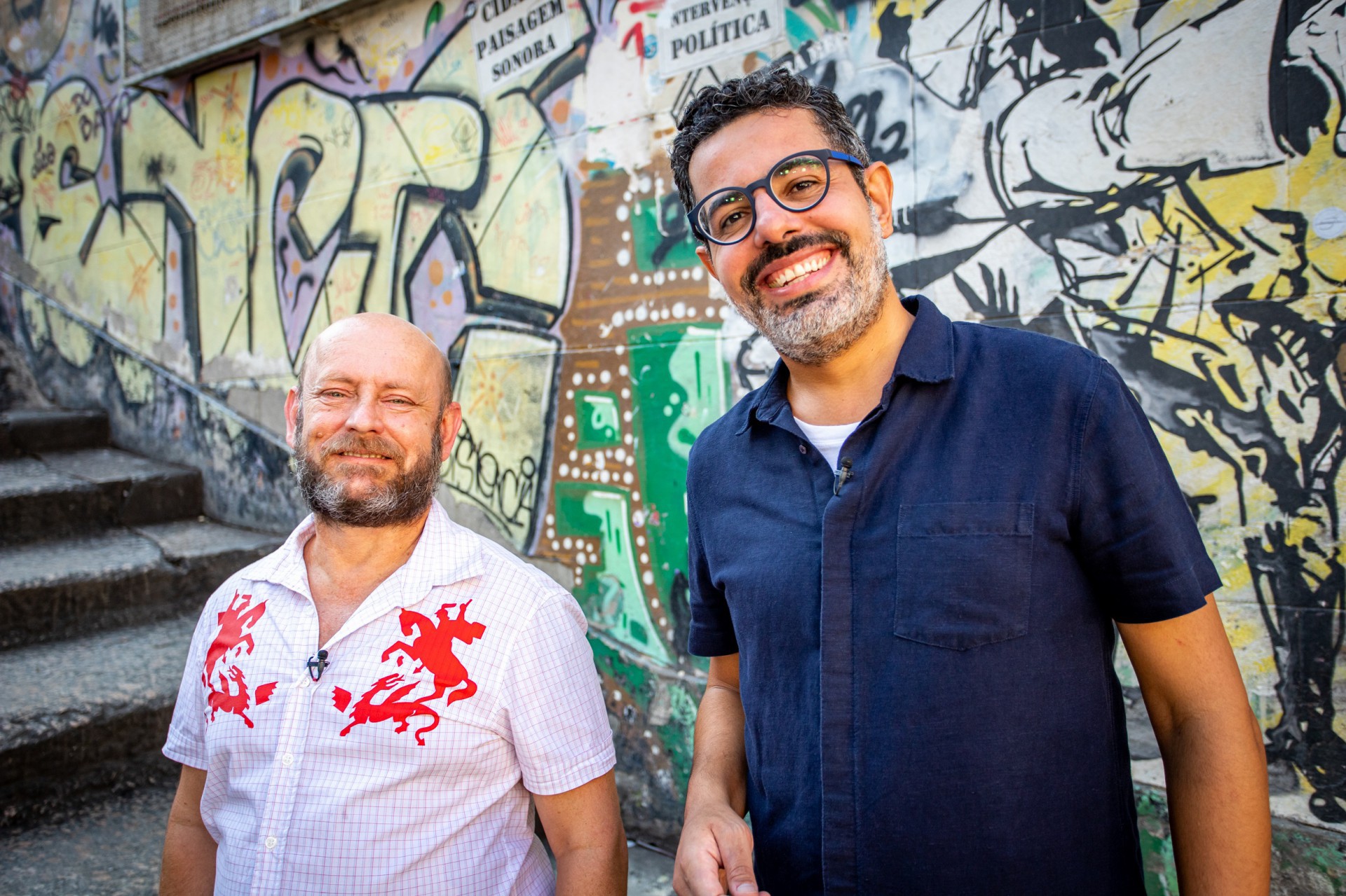 Luis Antonio Simas (historiador) e Chico Regueira - Paulo Belote / TV Globo