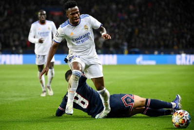 Técnico do Real Madrid admite queda de rendimento de Vinicius Junior: 'Janeiro muito intenso'