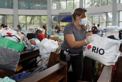Corrente solidária cresce e lota igreja na Lagoa com doações para vítimas da tragédia em Petrópolis