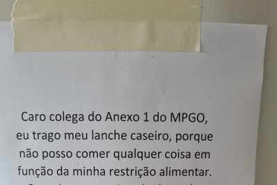 Recado de arquiteta advertindo colega por furto de lanche viraliza nas redes sociais: 'Devolva a vasilha de vidro’ 