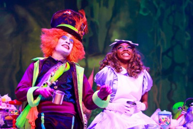 Hopi Hari tem promoção para aproveitar os dias de folia