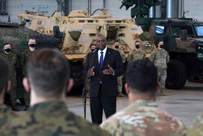 Secretário de Defesa dos EUA diz que tropas russas se preparam para atacar a Ucrânia