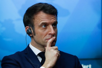 Em dia de ligações para Putin e Zelenski, Macron tenta evitar conflito entre Rússia e Ucrânia