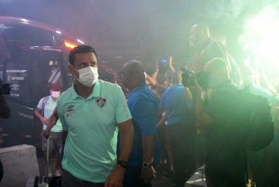 Após festa no Rio, Fluminense desembarca na Colômbia para decisão na Libertadores