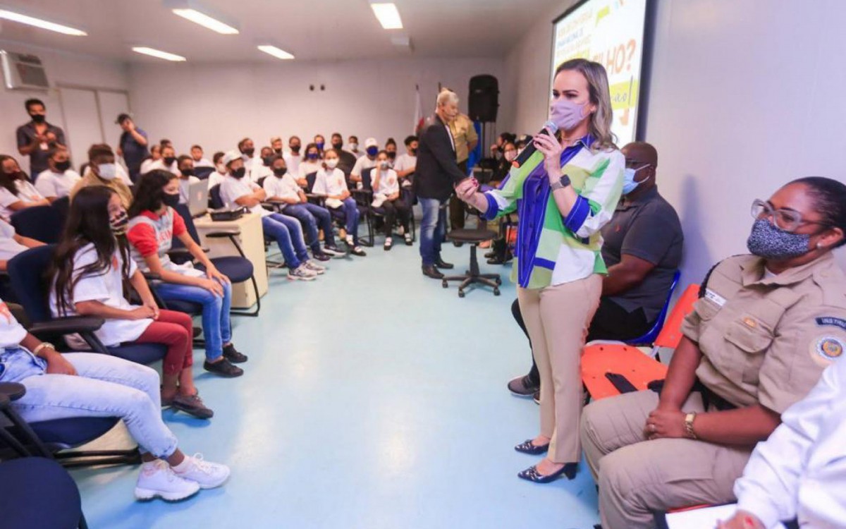  A primeira dama e deputada federal Daniela do Waguinho a juventude precisa se conscientizar sobre gravidez na adolesc&ecirc;ncia