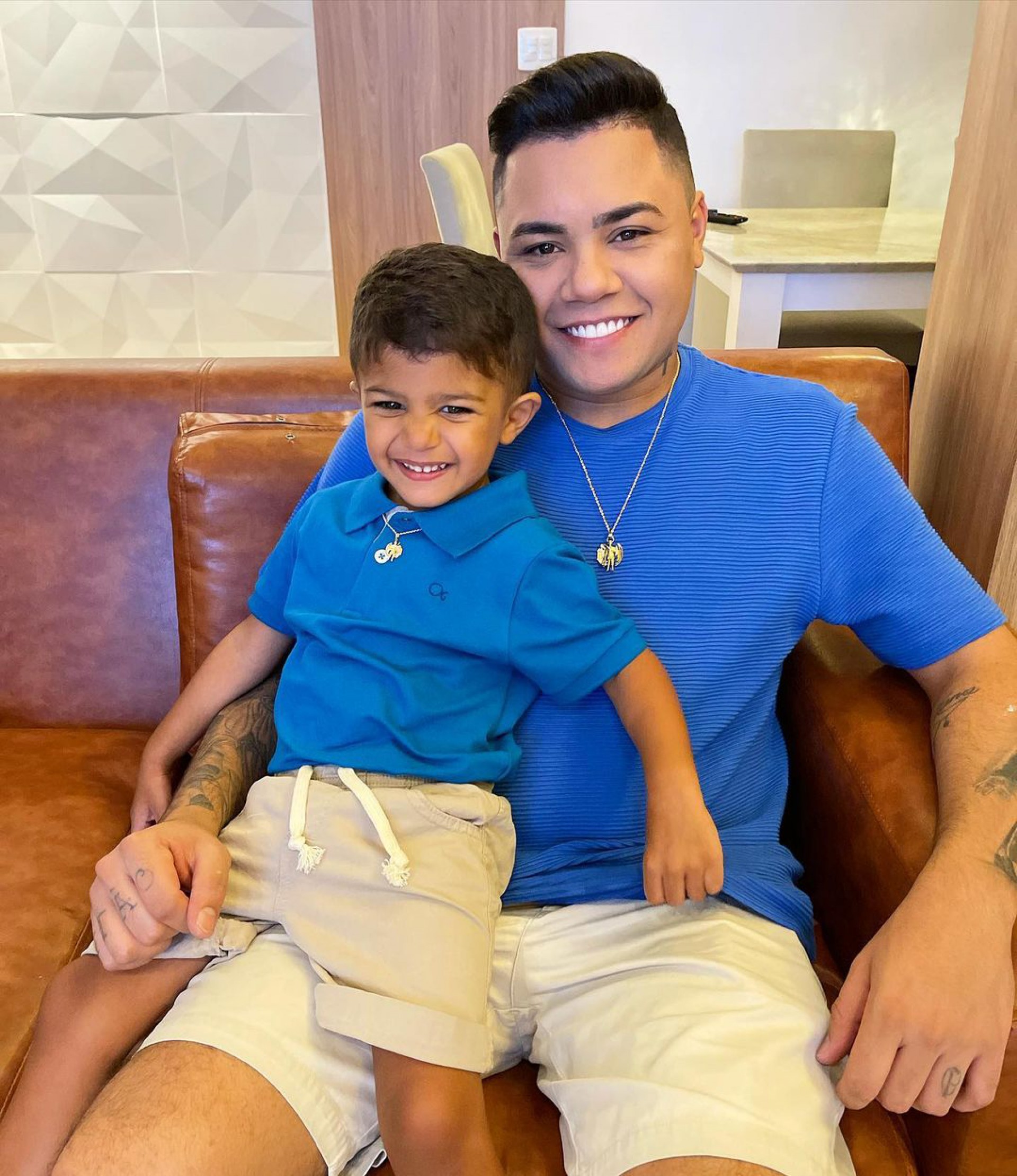 Felipe Araújo e o filho, Miguel - Reprodução/Instagram