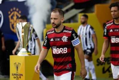 Atlético-MG é absolvido por suposto caso de racismo de torcedor em jogo contra o Flamengo