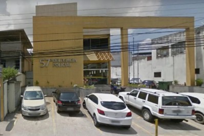 Mulher é presa acusada de abusar da filha junto com o companheiro em Nilópolis