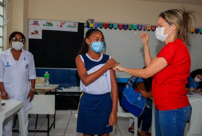 Nilópolis inicia vacinação contra a Covid-19 nas escolas privadas