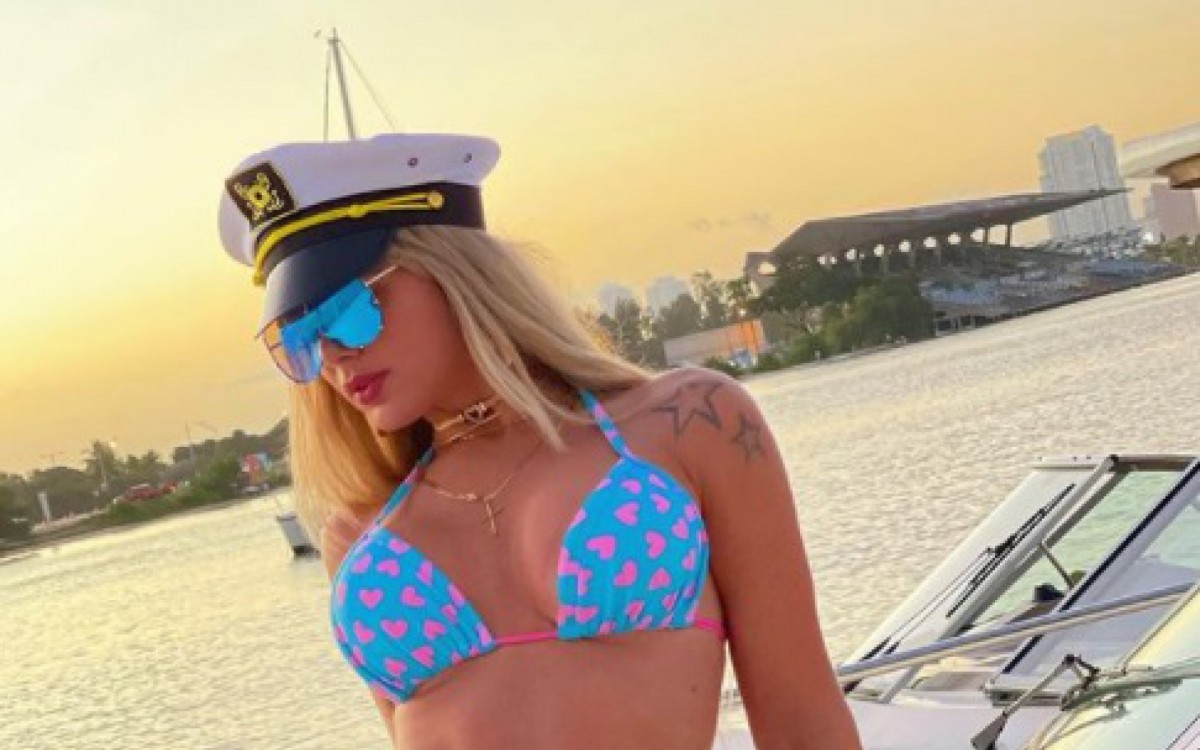 ""Fui convidada pela escola para assumir esse posto tão especial de uma escola que já desfilei como musa. Tenho certeza que esse Carnaval vai ter um significado muito especial para todos os brasileiros depois de dois anos de pandemia."