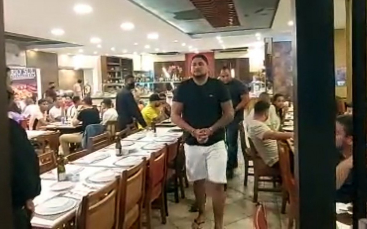 VVS foi preso enquanto jantava em uma churrascaria na Barra da Tijuca