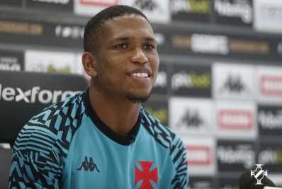 Titular e com sequência pelo Vasco, Juninho aposta em grande ano em 2022