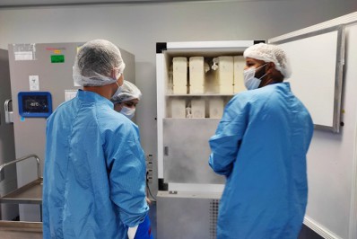 Fiocruz libera primeira vacina contra covid-19 nacional para campanha de imunização