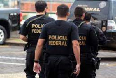 PF investiga professor que teria enviado mão e placentas humanas para Cingapura