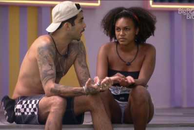 Fogo no Parquinho! Pedro Scooby e Jessilane batem boca 