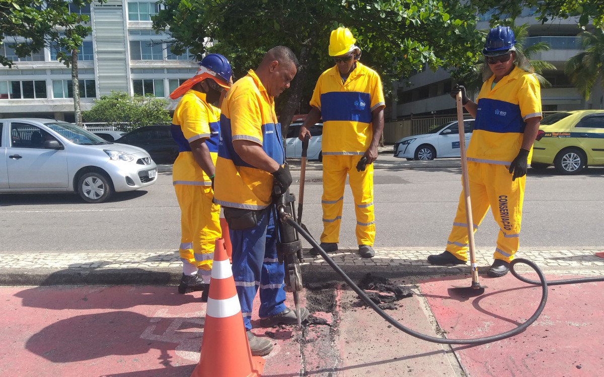 Obras v&atilde;o restaurar pontos danificados ao longo dos mais de 450 quil&ocirc;metros de ciclovias no munic&iacute;pio