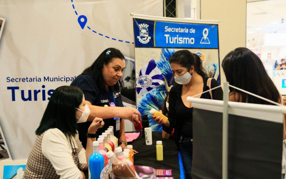 Funcion&aacute;rias mostram Batida do Primo