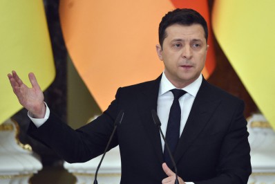 Zelensky pede que UE acabe com 'disputas na Europa' e aprove mais sanções contra a Rússia