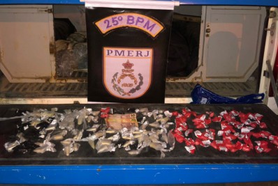 PM prende dois acusados de tráfico em Araruama