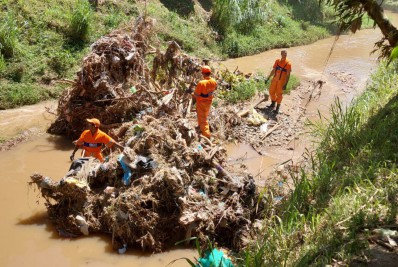 Comlurb removeu 214 toneladas de resíduos em Petrópolis nesta quarta
 - Divulgação/Comlurb