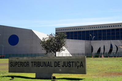 STJ decide que pessoas com HIV tem direito à isenção do IRPF sobre aposentadoria