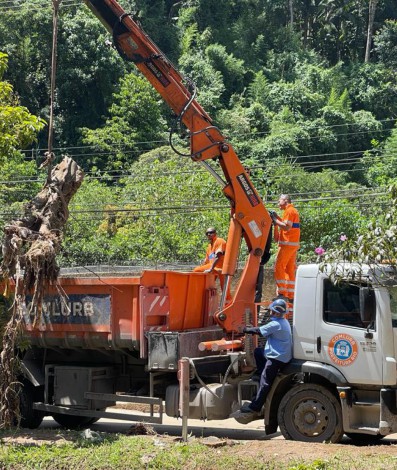Comlurb removeu 214 toneladas de resíduos em Petrópolis nesta quarta
 - Divulgação/Comlurb