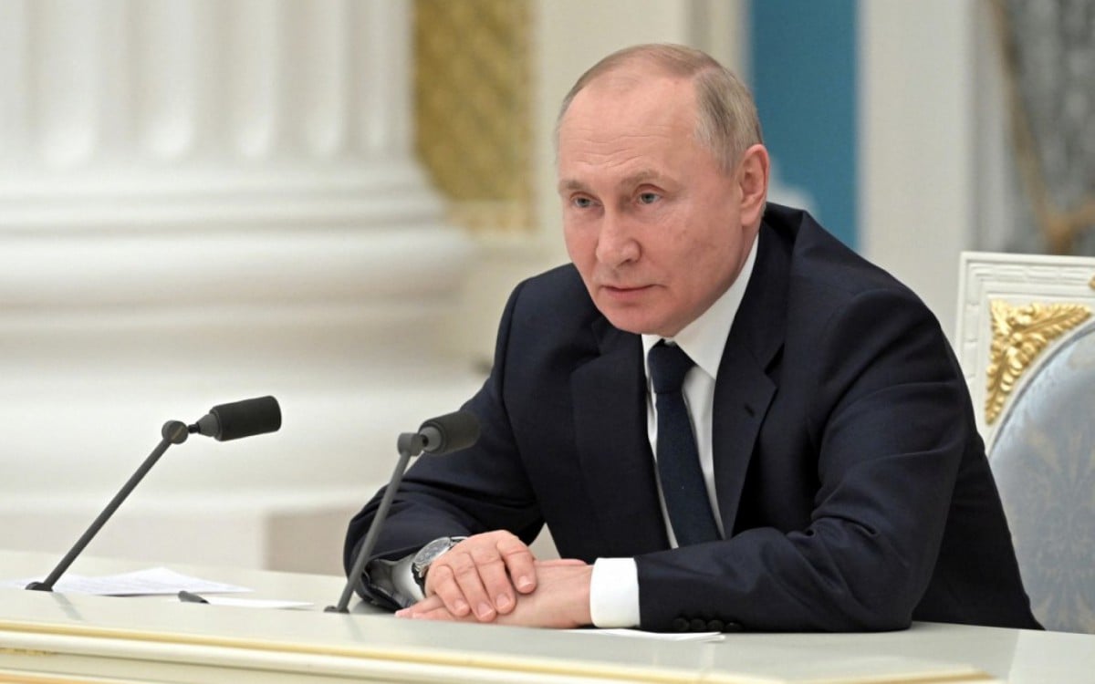 Vladimir Putin nesta quinta-feira, 24, dia do in&iacute;cio da invas&atilde;o russa em cidades da Ucr&acirc;nia - ALEXEY NIKOLSKY / SPUTNIK / AFP