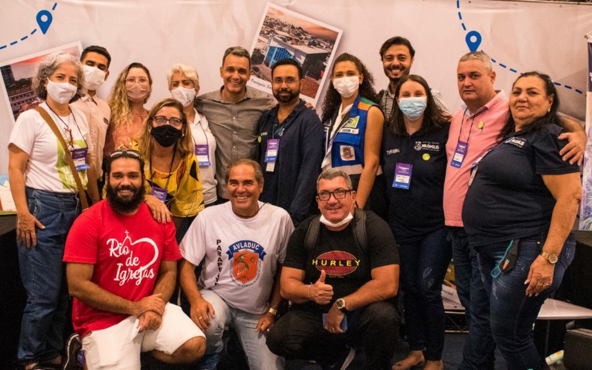 Secret&aacute;rio Brno Nunes com representantes das Secretarias de Cultura de S&atilde;o Jo&atilde;o de Meriti, Nil&oacute;polis e Mesquita