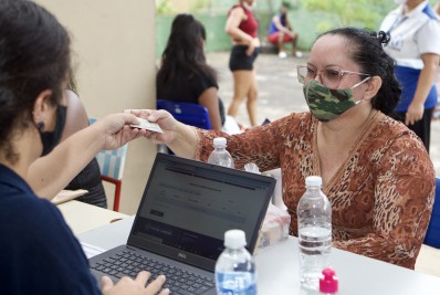 Governo do Rio realiza mutirão em Petrópolis para facilitar acesso ao SuperaRJ