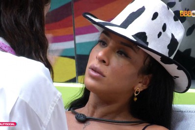 Apresentadores de podcast fazem comentários agressivos e transfóbicos sobre Linn da Quebrada