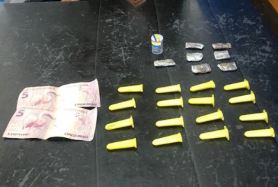 Adolescente é apreendido com carga de drogas em Cabo Frio