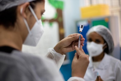 Volta Redonda faz plantão de vacinação e testagem covid durante o Carnaval