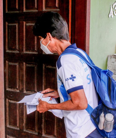 Ação social da Secretaria Municipal de Saúde do Rio na comunidade Piraquê, na Zona Oeste do Rio - Fernando Silva/Divulgação