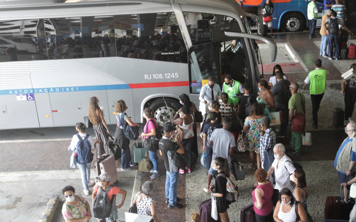 Rodoviaria Novo Rio feriado de Carnaval, nesta sexta (25).