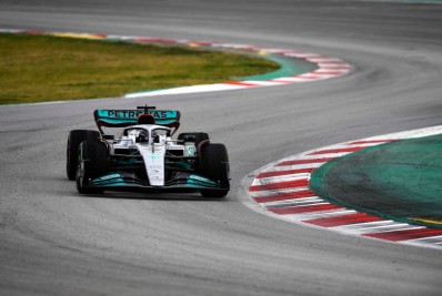 Lewis Hamilton faz o tempo mais rápido no 3º dia de testes da Fórmula 1