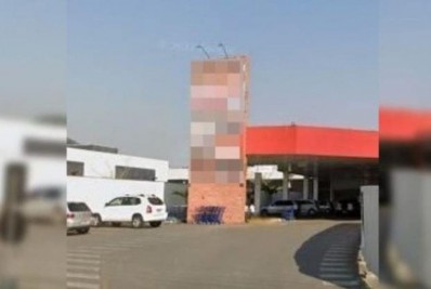 Casal é flagrado fazendo sexo em lixeira de mercado