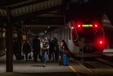 Homem é preso suspeito de estuprar ucraniana fugida da guerra após oferecer abrigo na Polônia