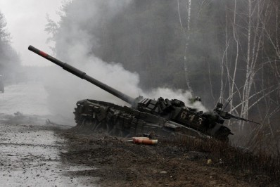 FMI afirma que guerra e sanções trarão graves impactos à economia mundial