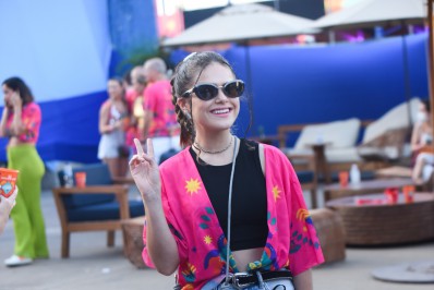 É Carnaval! Maisa Silva e outros famosos curtem evento em São Paulo